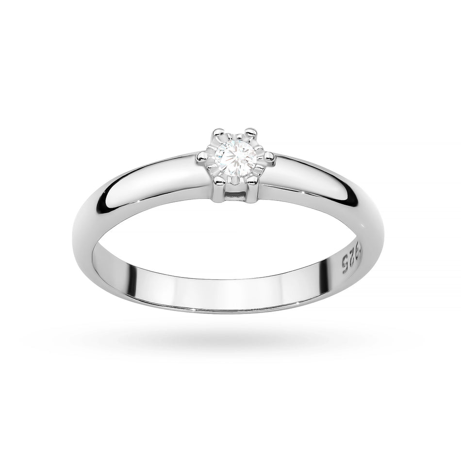 Stříbrný prsten se zirkony