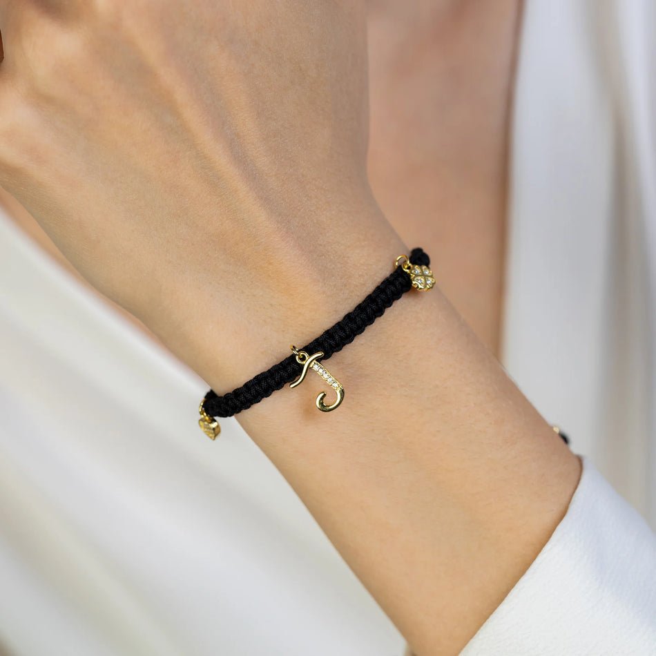 Pozlátený strieborný náramok so zirkónmi Písmeno J