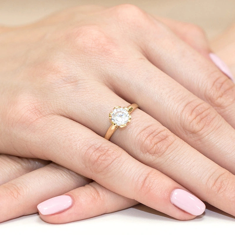 Goldring mit Zirkonia