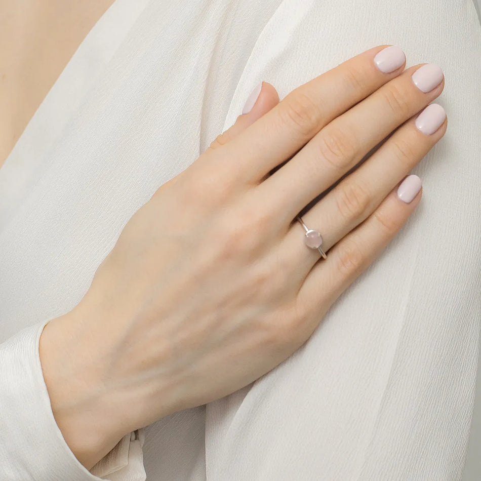 Stříbrný prsten s růžovým křemenem