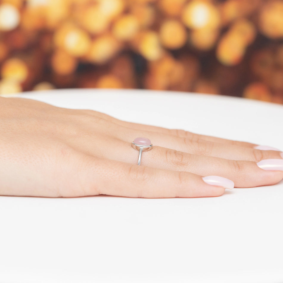 Stříbrný prsten s růžovým křemenem