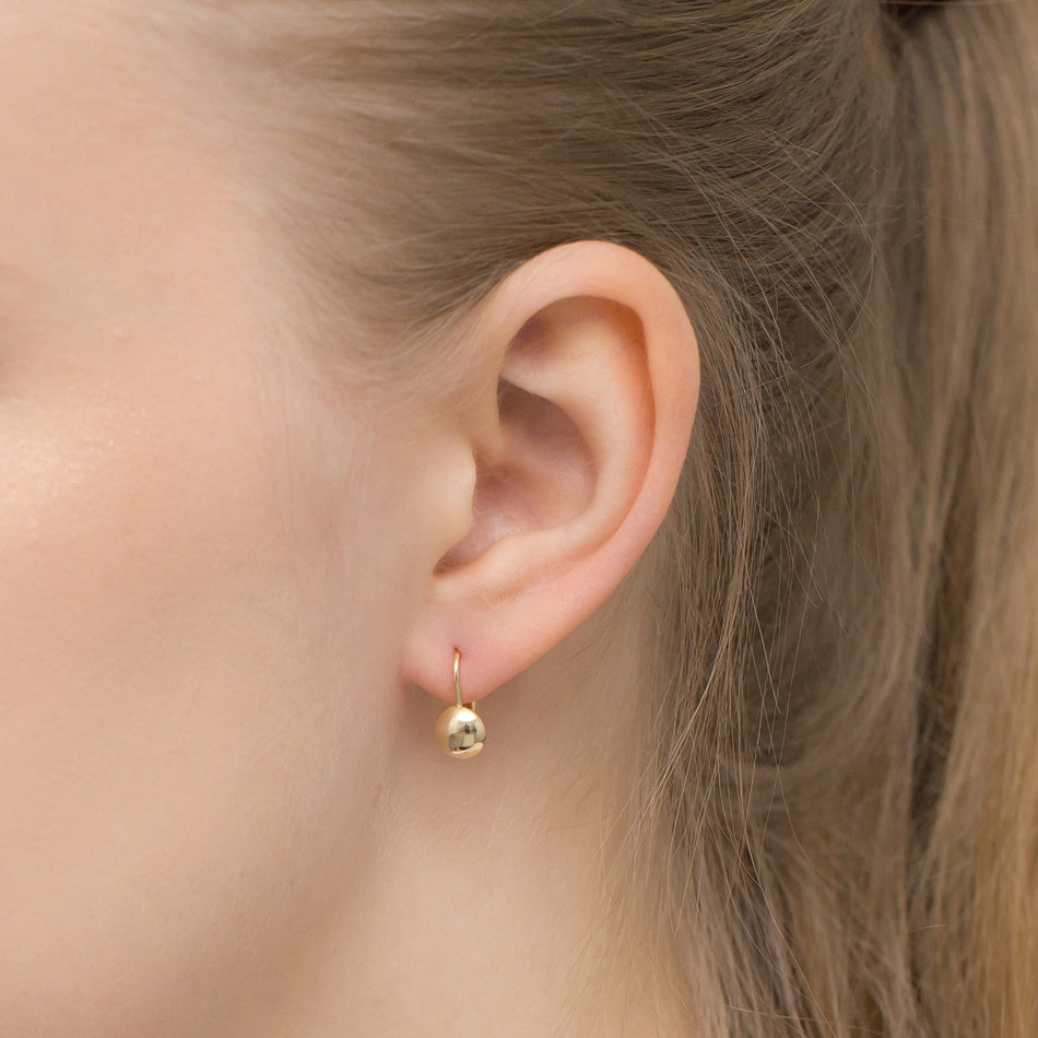 Gold Earrings with English Clasp