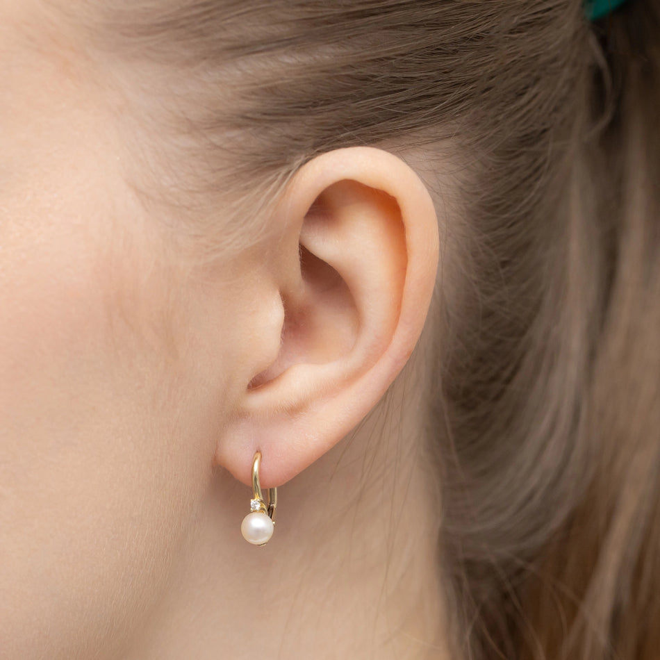 Goldohrringe mit Zuchtperle und Zirkonia