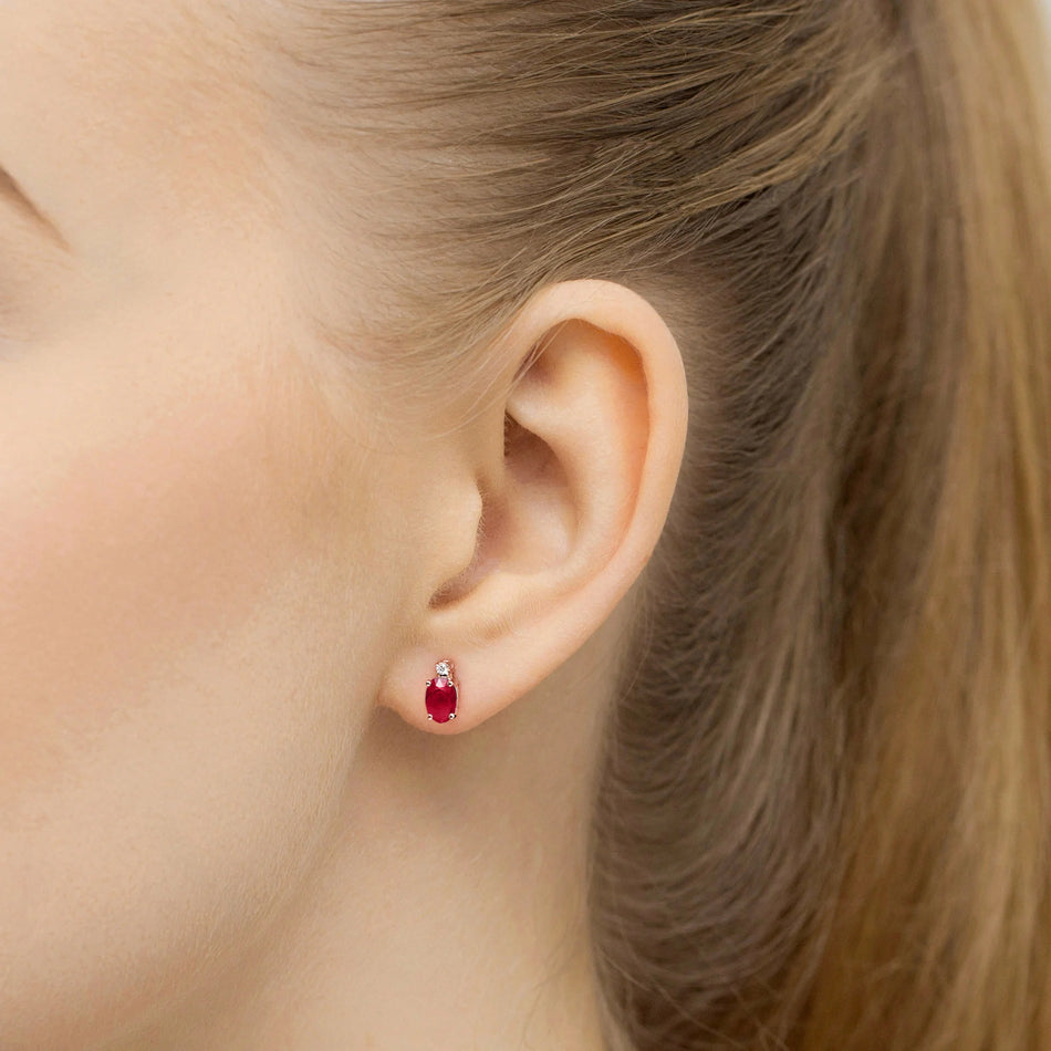 Gold Earrings with 0.60ct Ruby and 0.029ct Diamonds