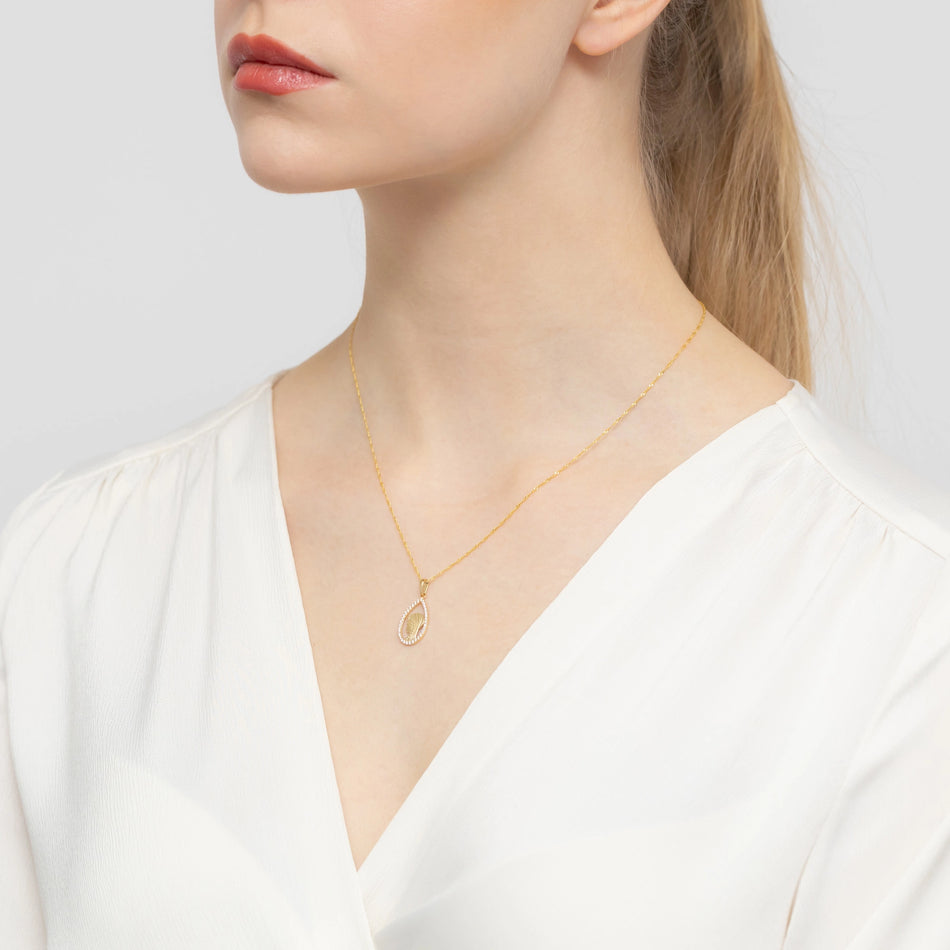 Zlatý Přívěsek medailon Panny Marie se zirkony