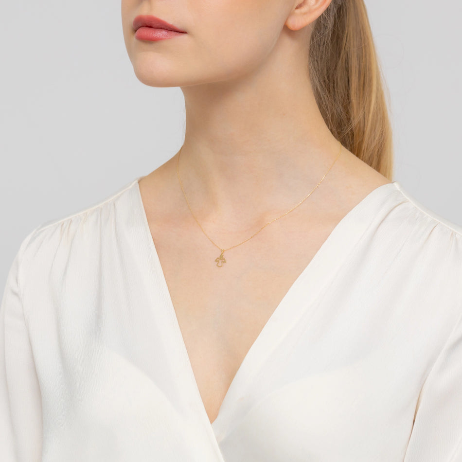Zlatý náhrdelník s průřezovým andělem
