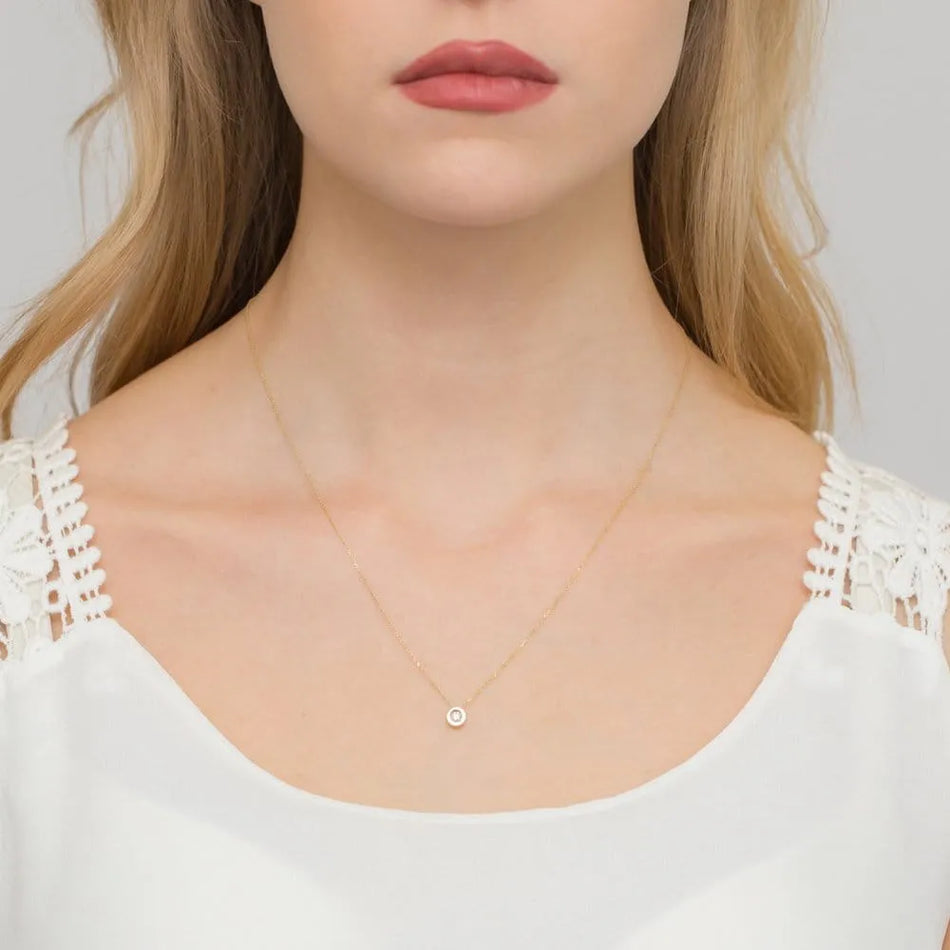 Zlatý náhrdelník Celebrity s okrúhlym diamantom