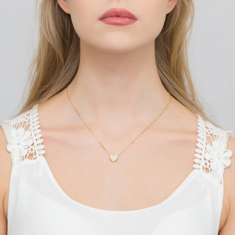 Gold Celebrity Necklace with Diamond Heart
