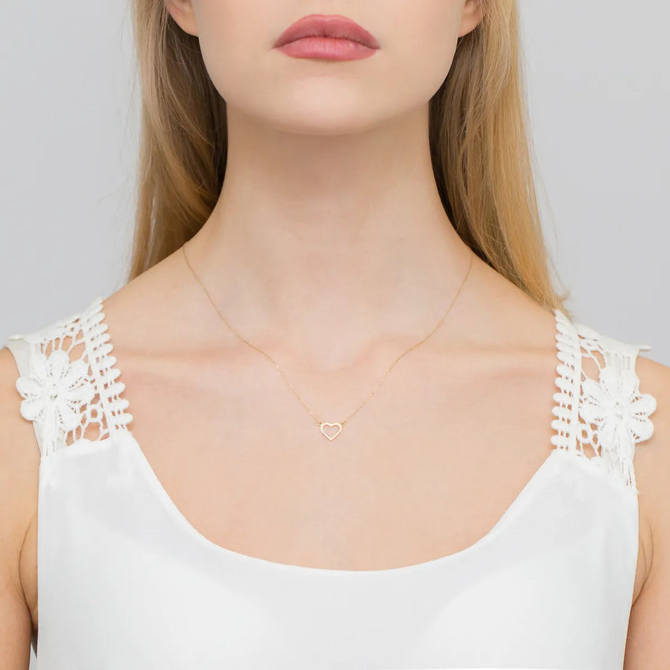 Zlatý náhrdelník s diamanty 0,015 ct