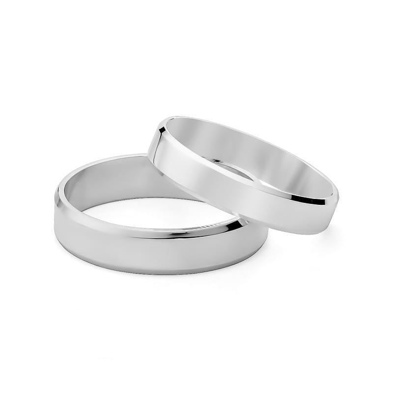 Klasické ploché fázované zlaté svadobné obrúčky prstene 4 a 5mm