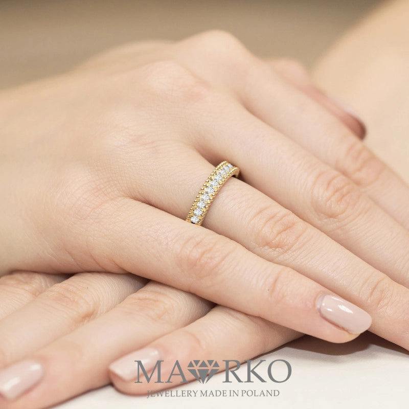 Goldring-Set mit 15 Diamanten à 0,02 ct