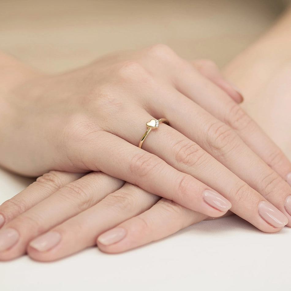 Goldring mit 0,015 ct Diamanten