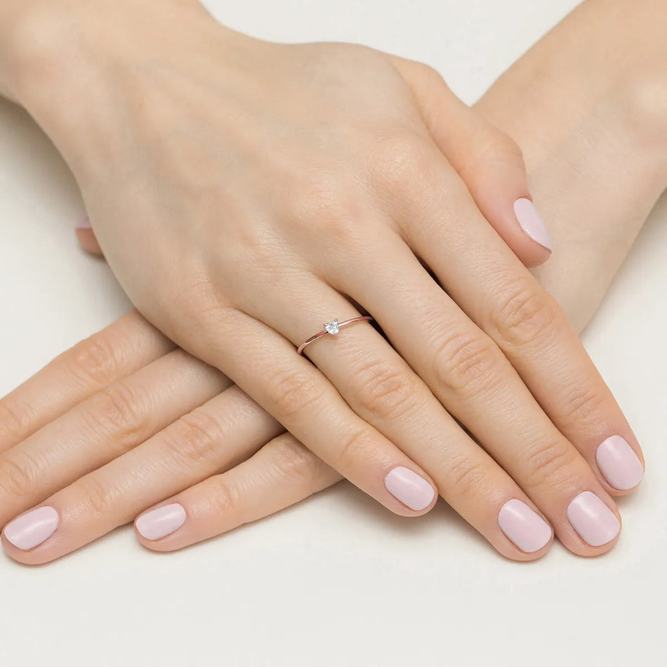 Zlatý prsteň s diamantom 0,10 ct