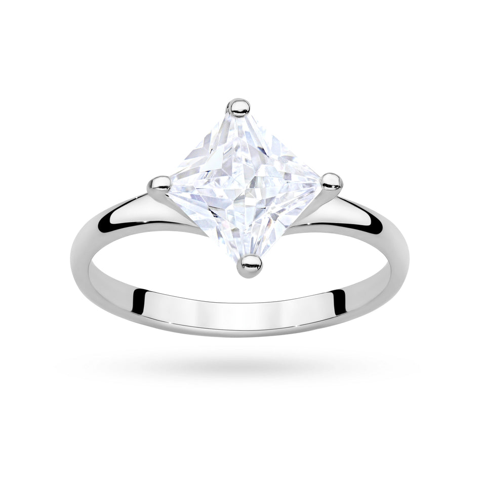 Stříbrný prsten se zirkony