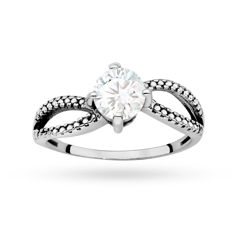 Stříbrný prsten se zirkony