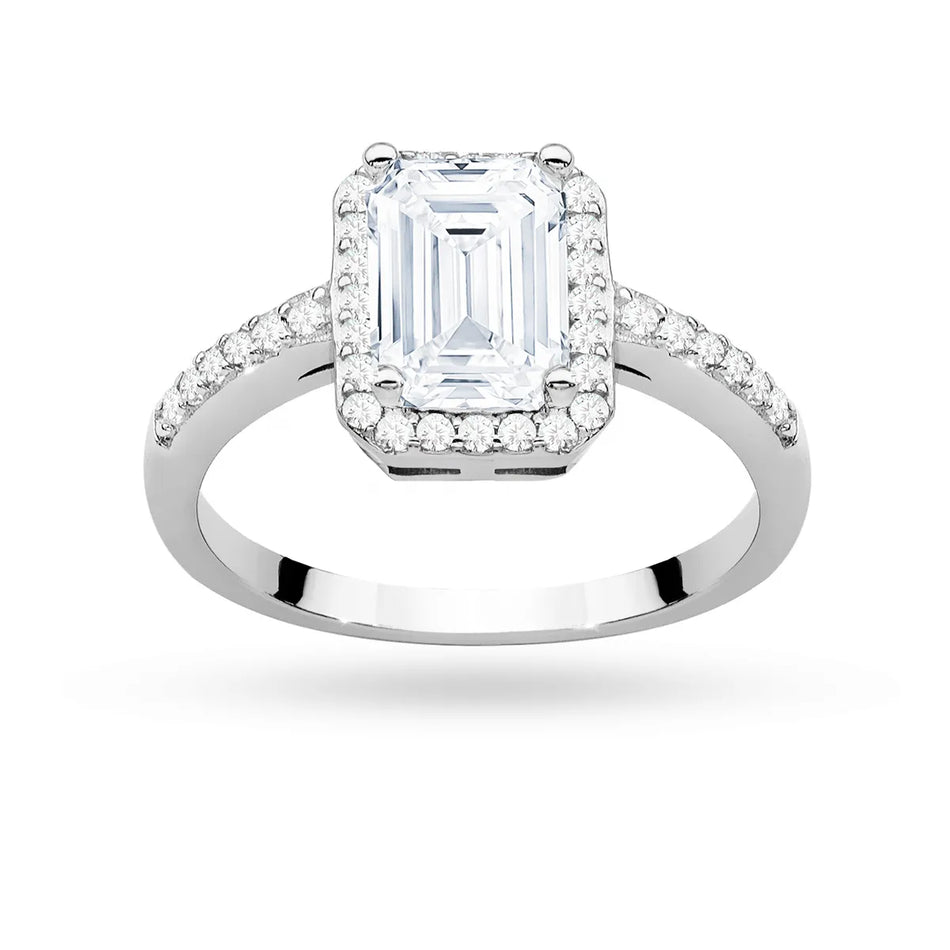 Stříbrný prsten se zirkony