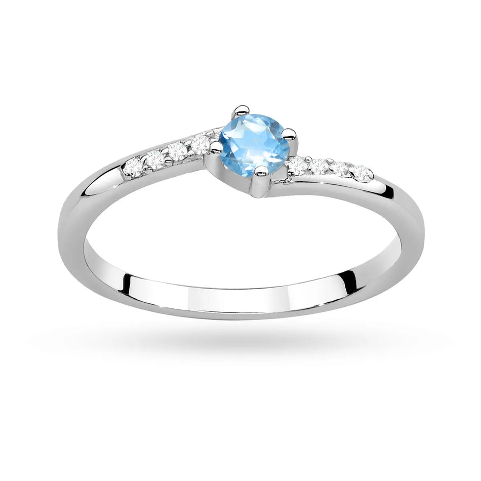 Stříbrný prsten se zirkony