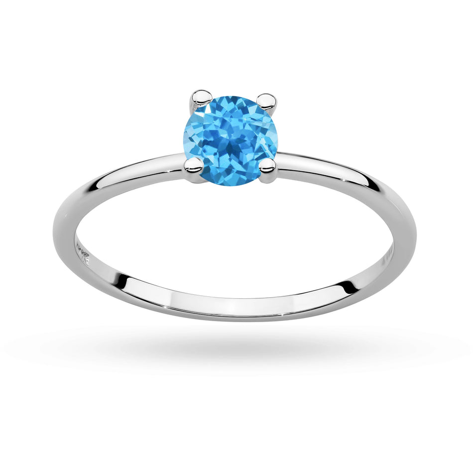 Stříbrný prsten se zirkony