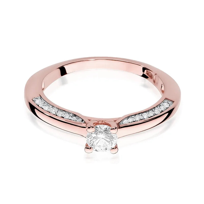 Goldring mit 0,30 ct Labrodiamanten, besetzt mit 28 Labrodiamanten