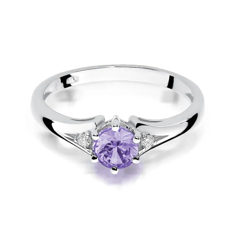 Gold Ring with 0.50ct Amethyst and Diamonds