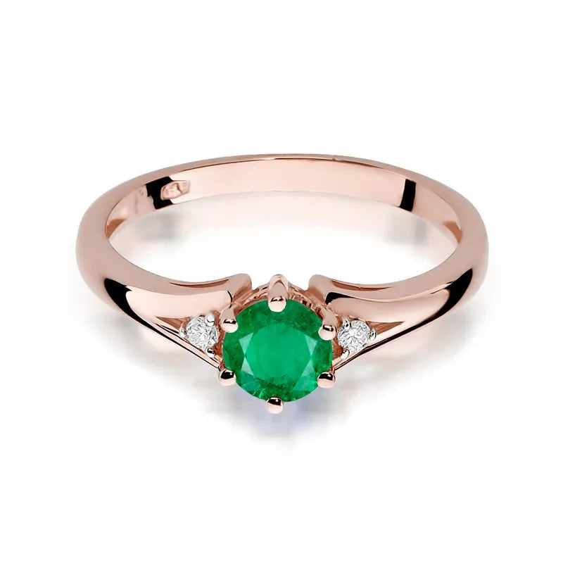 Gold Ring with 0.50ct Emerald and Diamonds