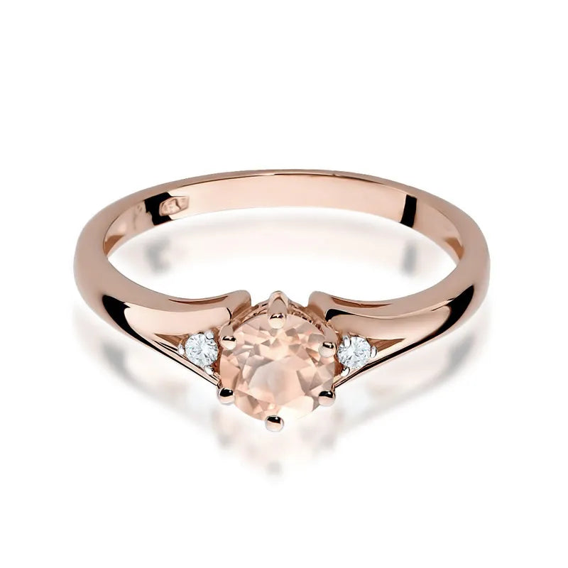 Gold Ring with 0.40ct Morganite and Diamonds