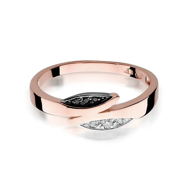 Gold Ring with Diamonds