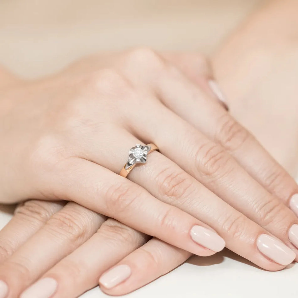 Zlatý prsteň s diamantom 0,23 ct