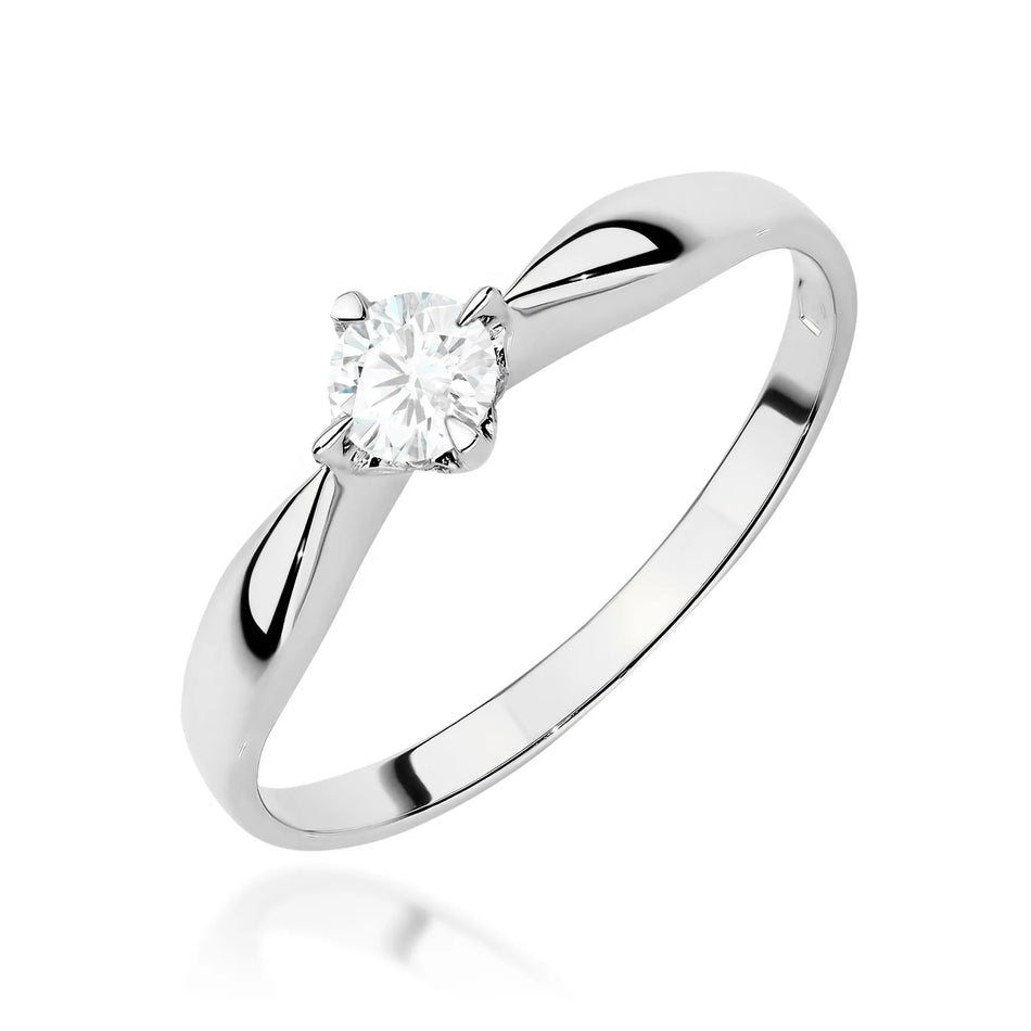 Gold Ring with 0.15ct Lab-diamond