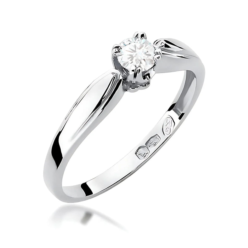 Gold Ring with 0.25ct Lab-diamond