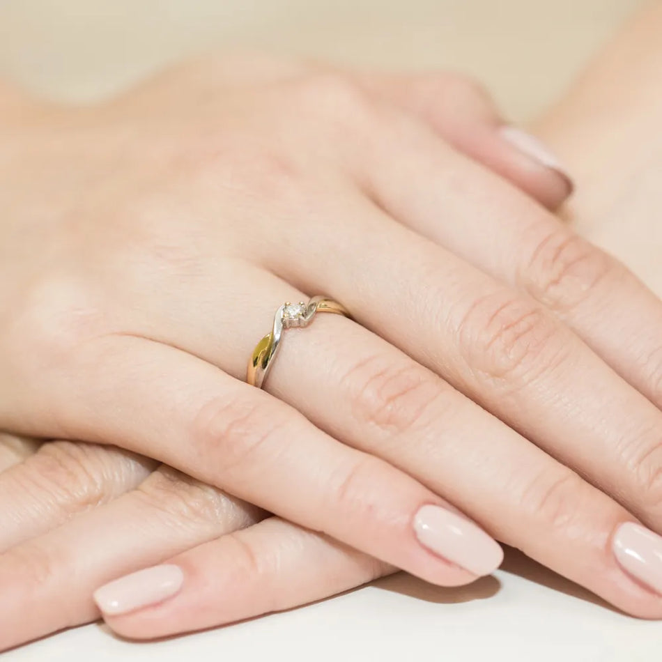 Gold Ring with 0.08ct Diamond