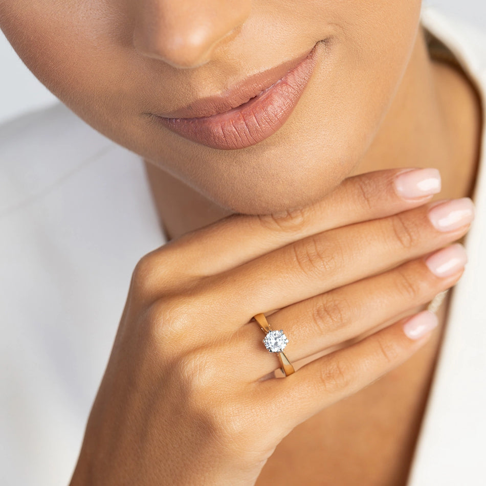 Goldring mit 1,00 ct Labrodiamanten