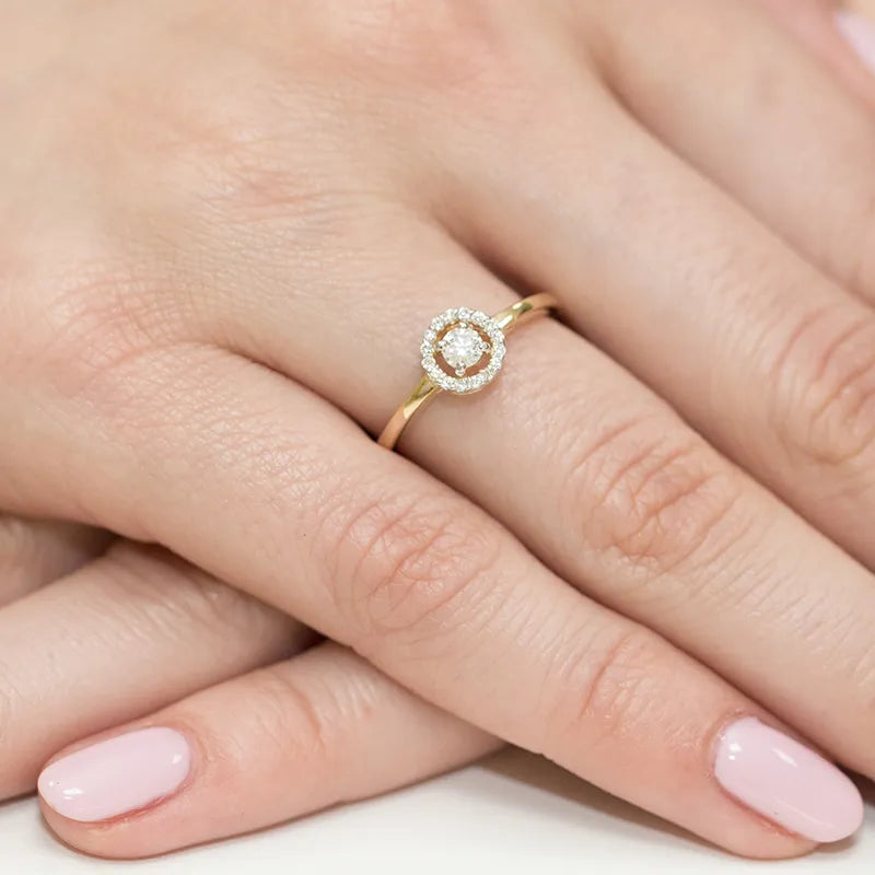 Zlatý prsteň s diamantmi 0,12 ct a 0,08 ct