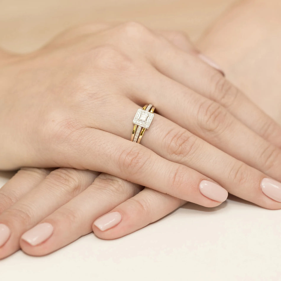 Zlatý prsteň s diamantmi 0,15 ct a 0,14 ct