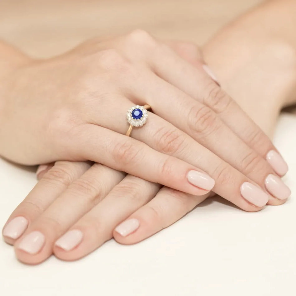 Goldring mit 0,50 ct Tansanit und 0,174 ct Diamanten