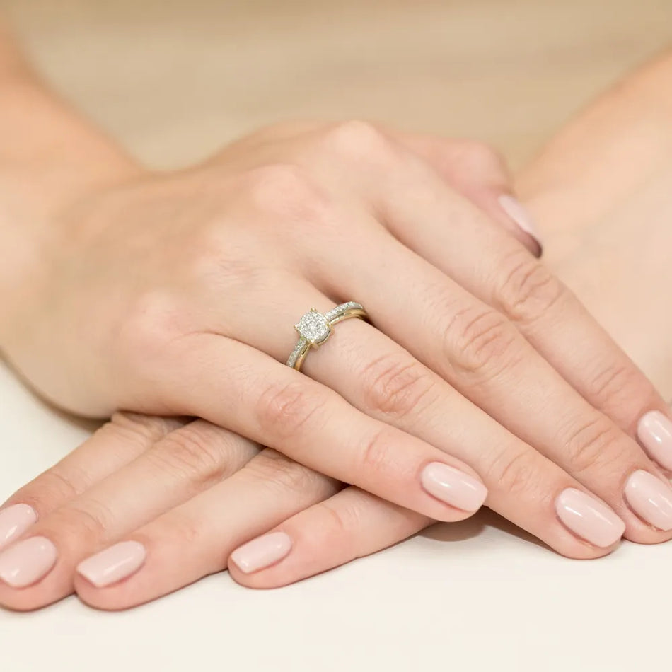 Zlatý prsten s diamanty 0,08 ct a 0,178 ct