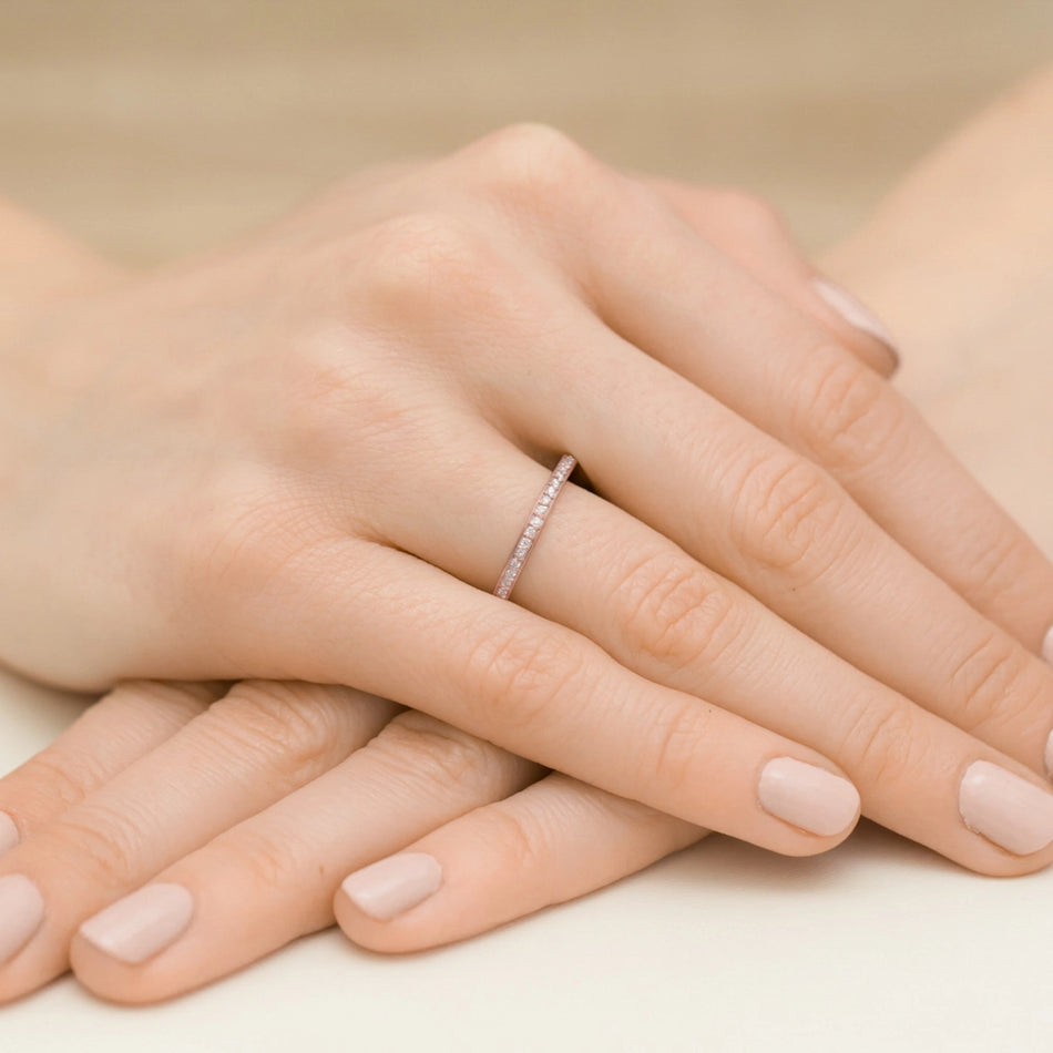 Goldring mit 0,085 ct Labor-Diamanten