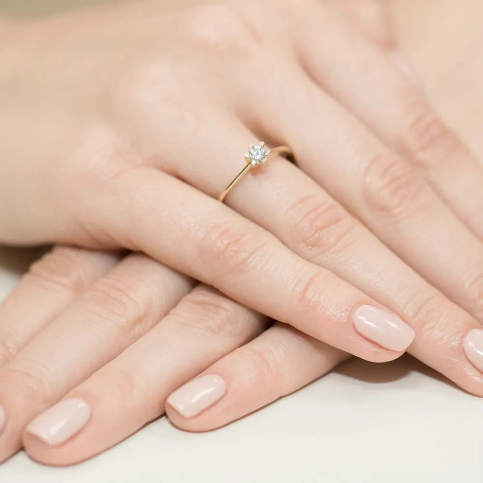 Goldring mit 0,23 ct Diamant