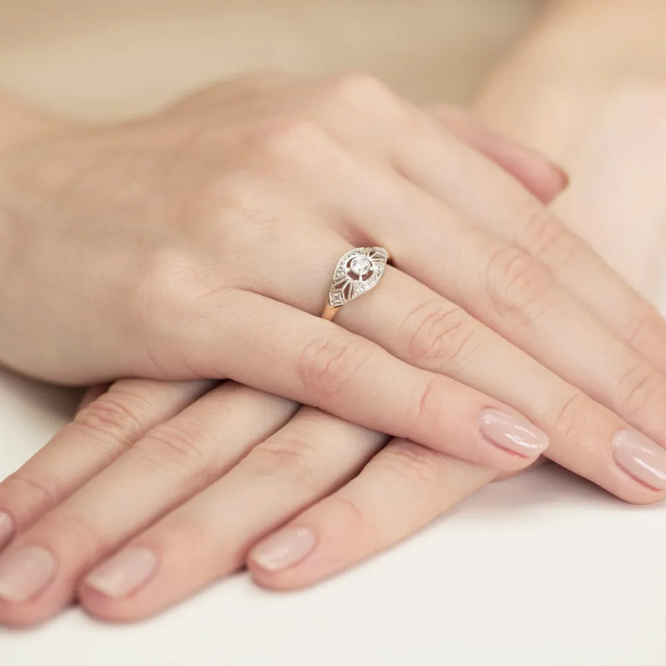 Zlatý prsteň s diamantmi 0,10 ct a 0,087 ct