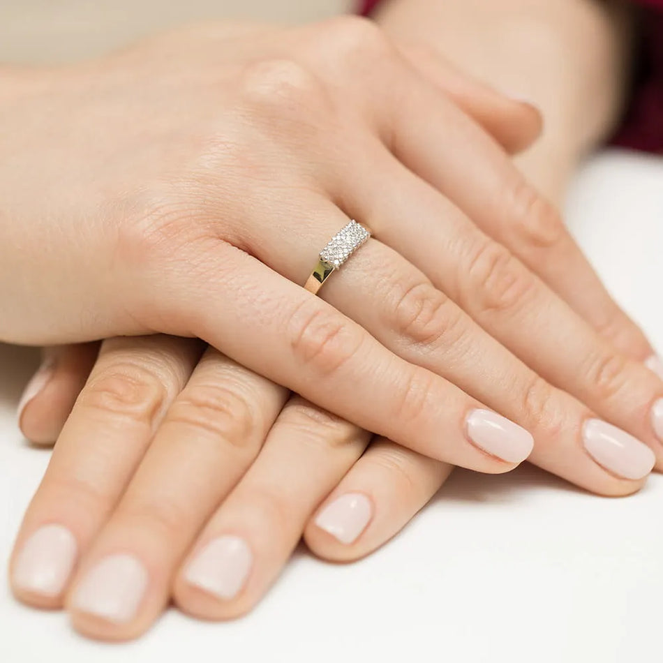 Zlatý prsteň s diamantmi 0,206 ct