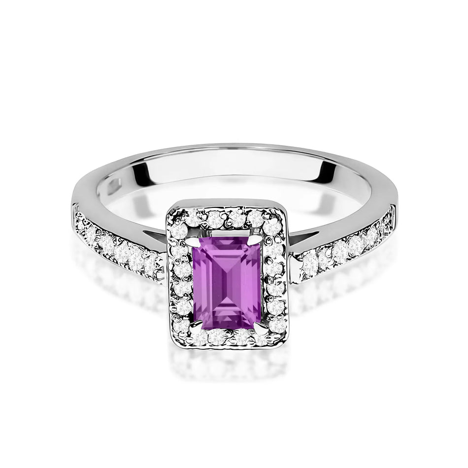 Gold Ring with 0.50ct Amethyst and 0.22ct Diamonds