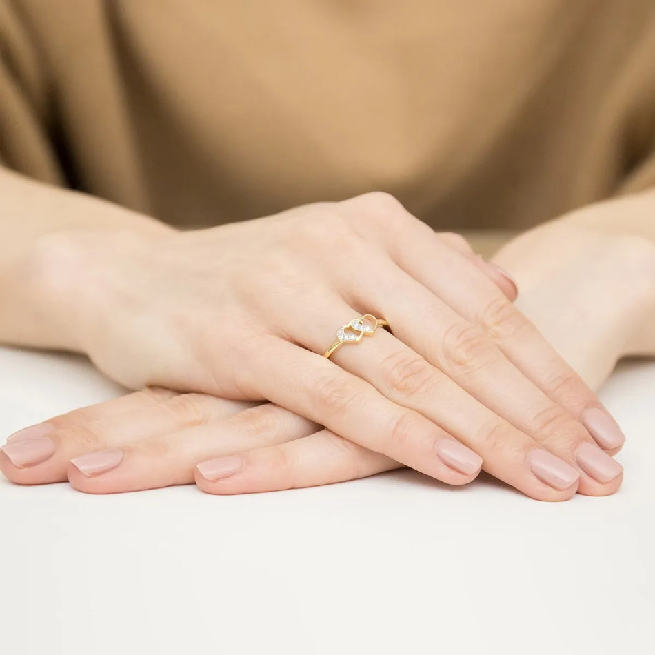 Zlatý prsten s diamanty 0,06 ct