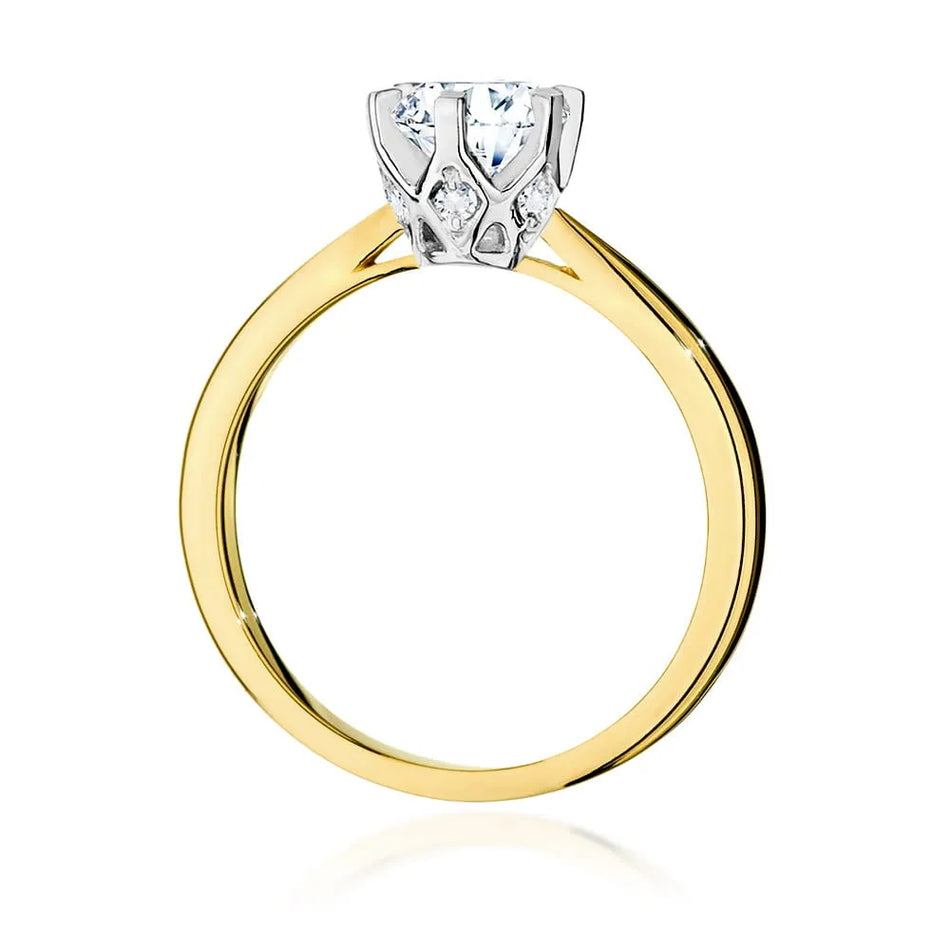 Gold Ring with 1.00ct Diamond and 0.06ct Sideline Diamonds