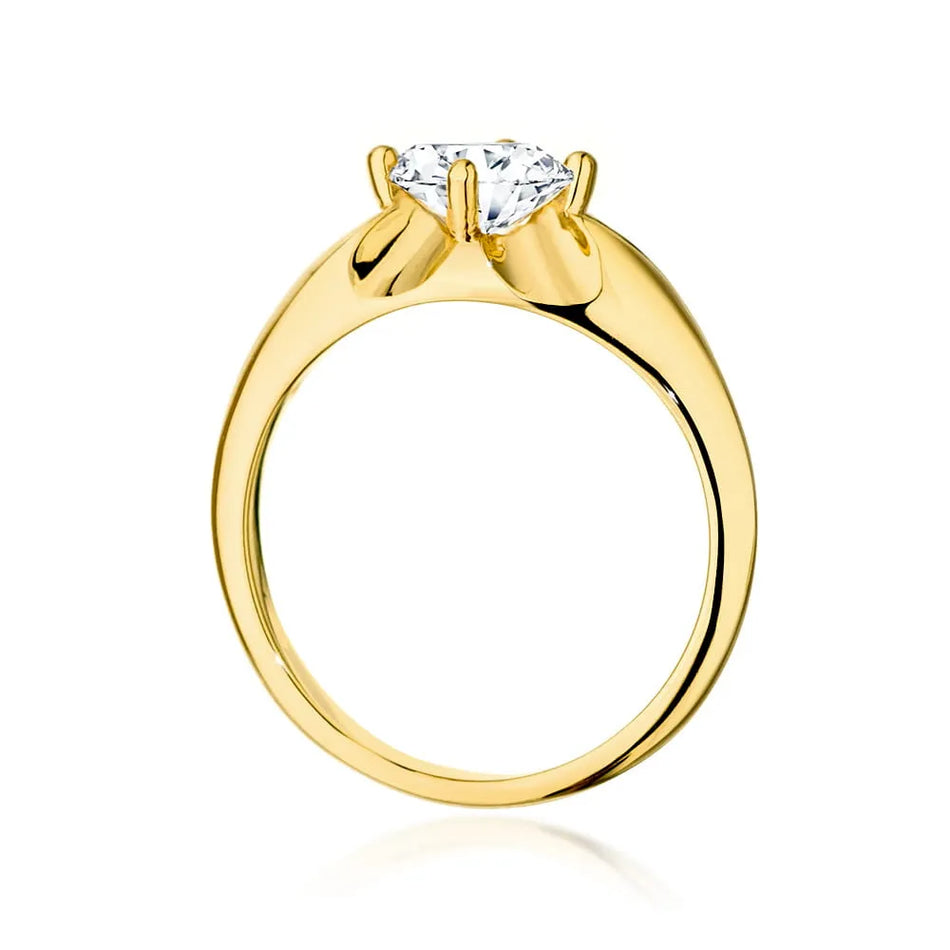 Gold Ring with 0.70ct Diamond