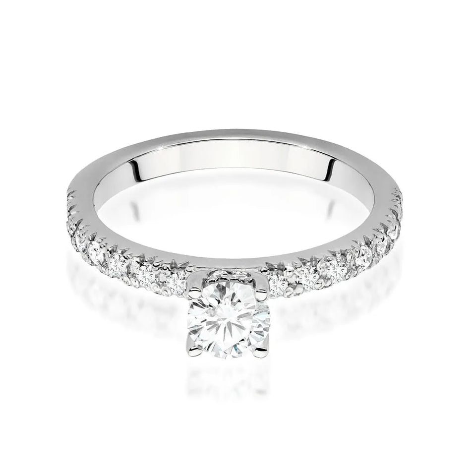 Goldring mit 0,40 ct Diamant und 0,243 ct Seitensteinen aus Diamanten