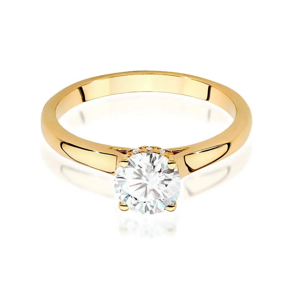 Gold Ring with 0.70ct Diamond and 0.06ct Sideline Diamonds