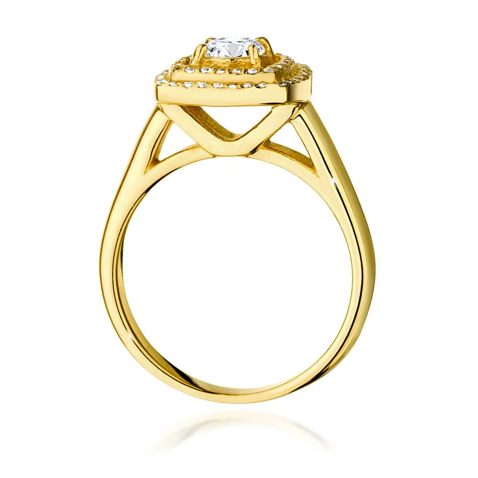 Gold Ring with 0.40ct Diamond and 0.28ct Sideline Diamonds