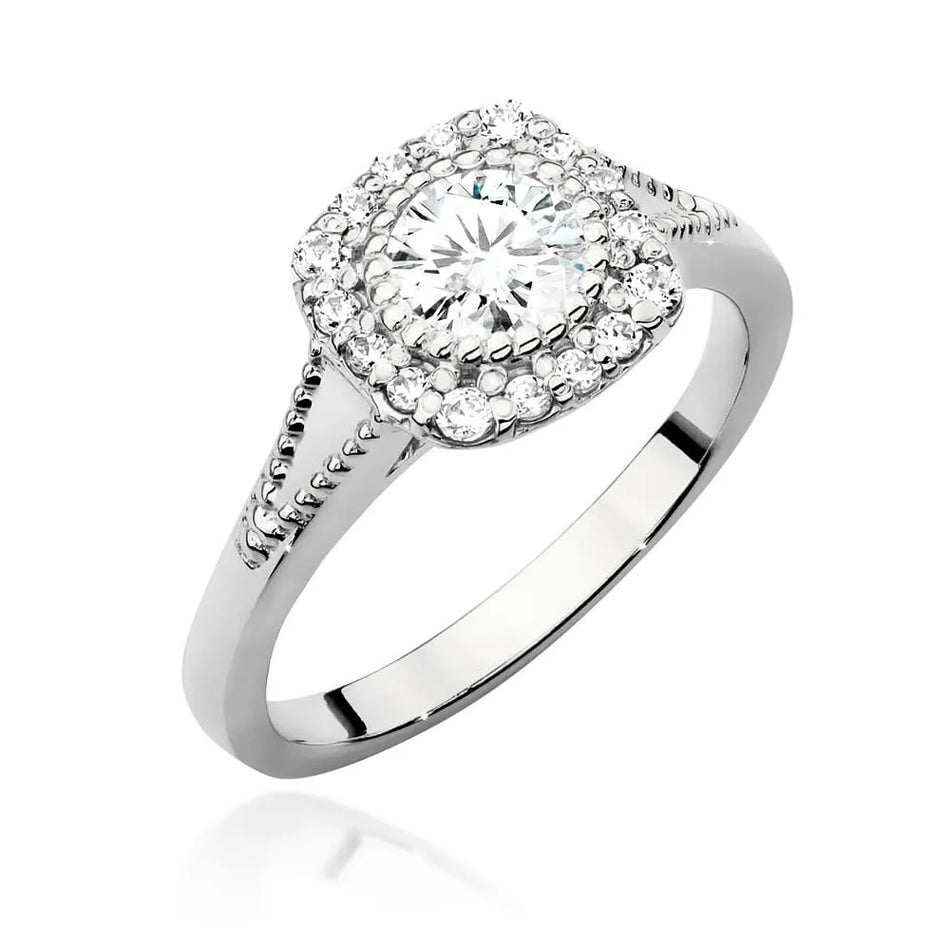 Zlatý prsten s diamantem 0,50 ct a postranními diamanty 0,196 ct