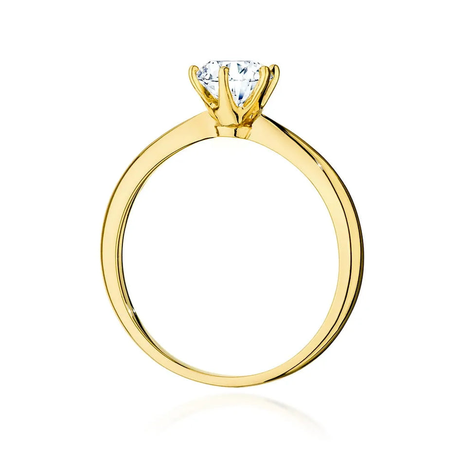 Gold Ring with 0.70ct Diamond