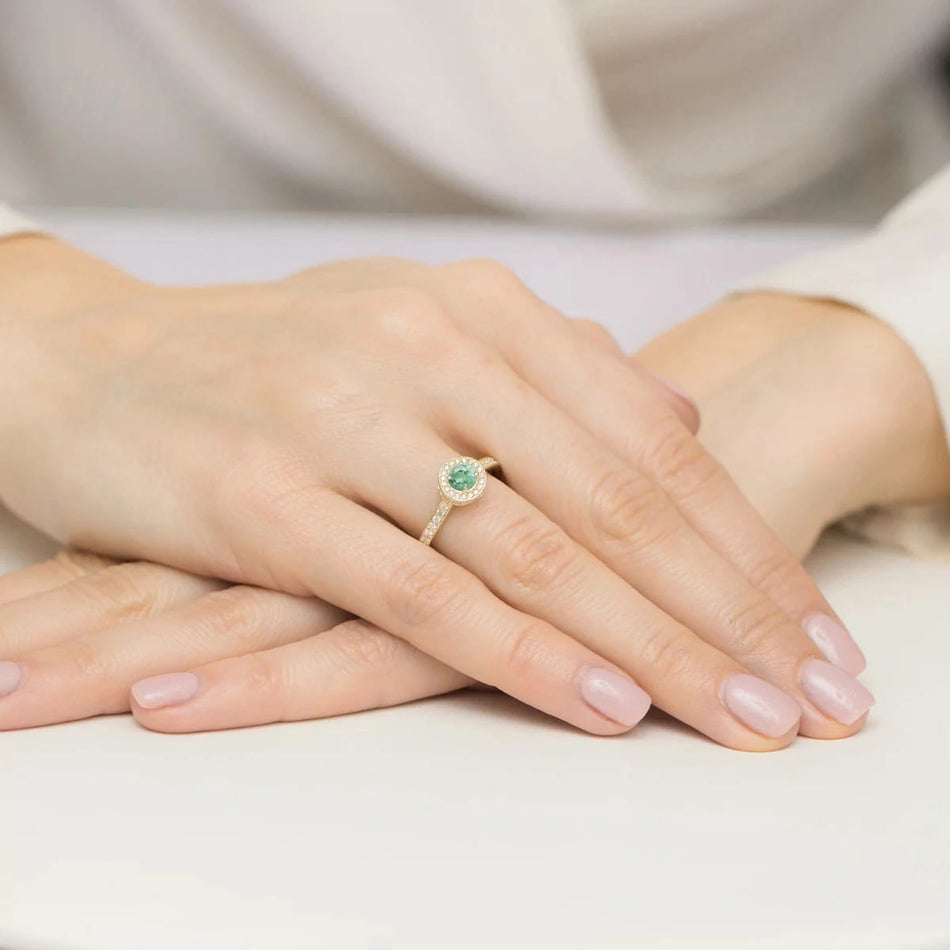 Gold Ring with 0.30ct Emerald and 0.343ct Sideline Diamonds